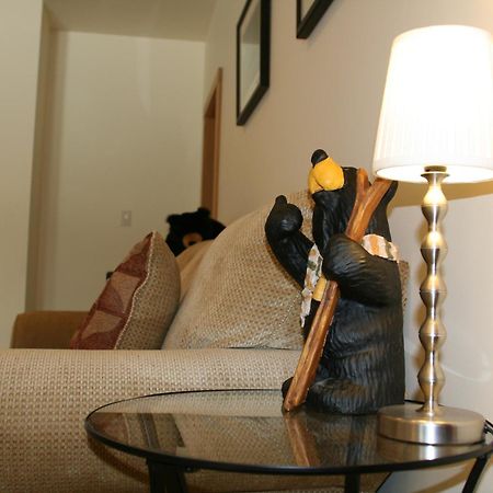 Canyon Ridge Lodge Голдън Екстериор снимка