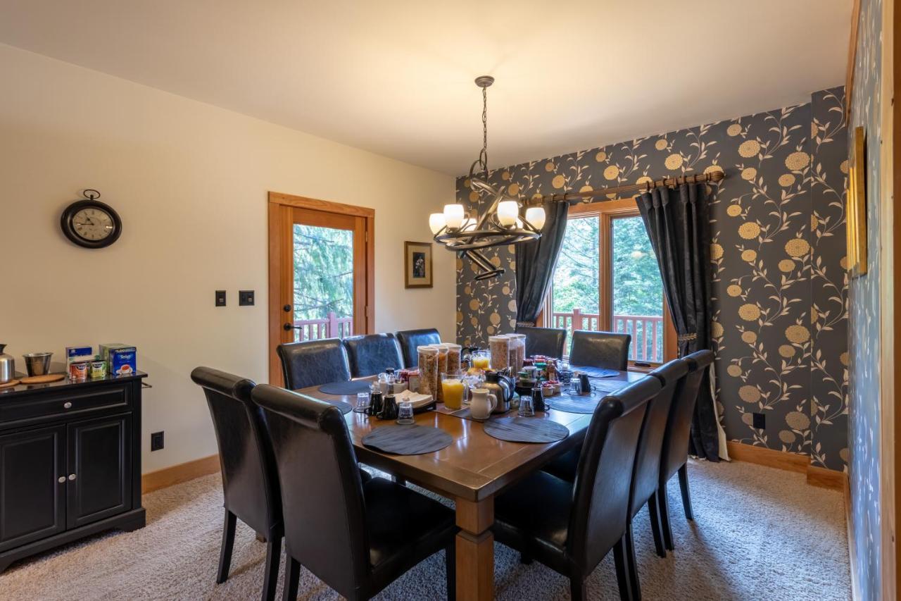 Canyon Ridge Lodge Голдън Екстериор снимка