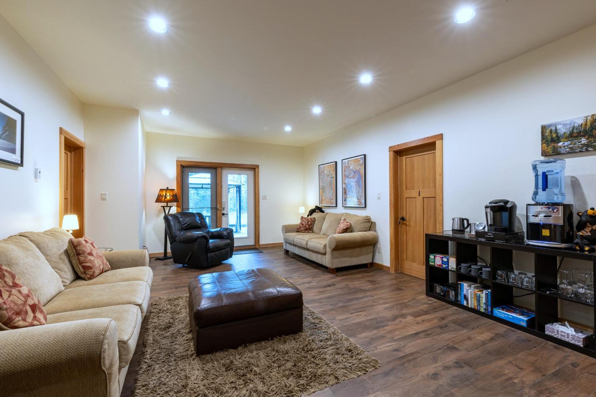 Canyon Ridge Lodge Голдън Екстериор снимка