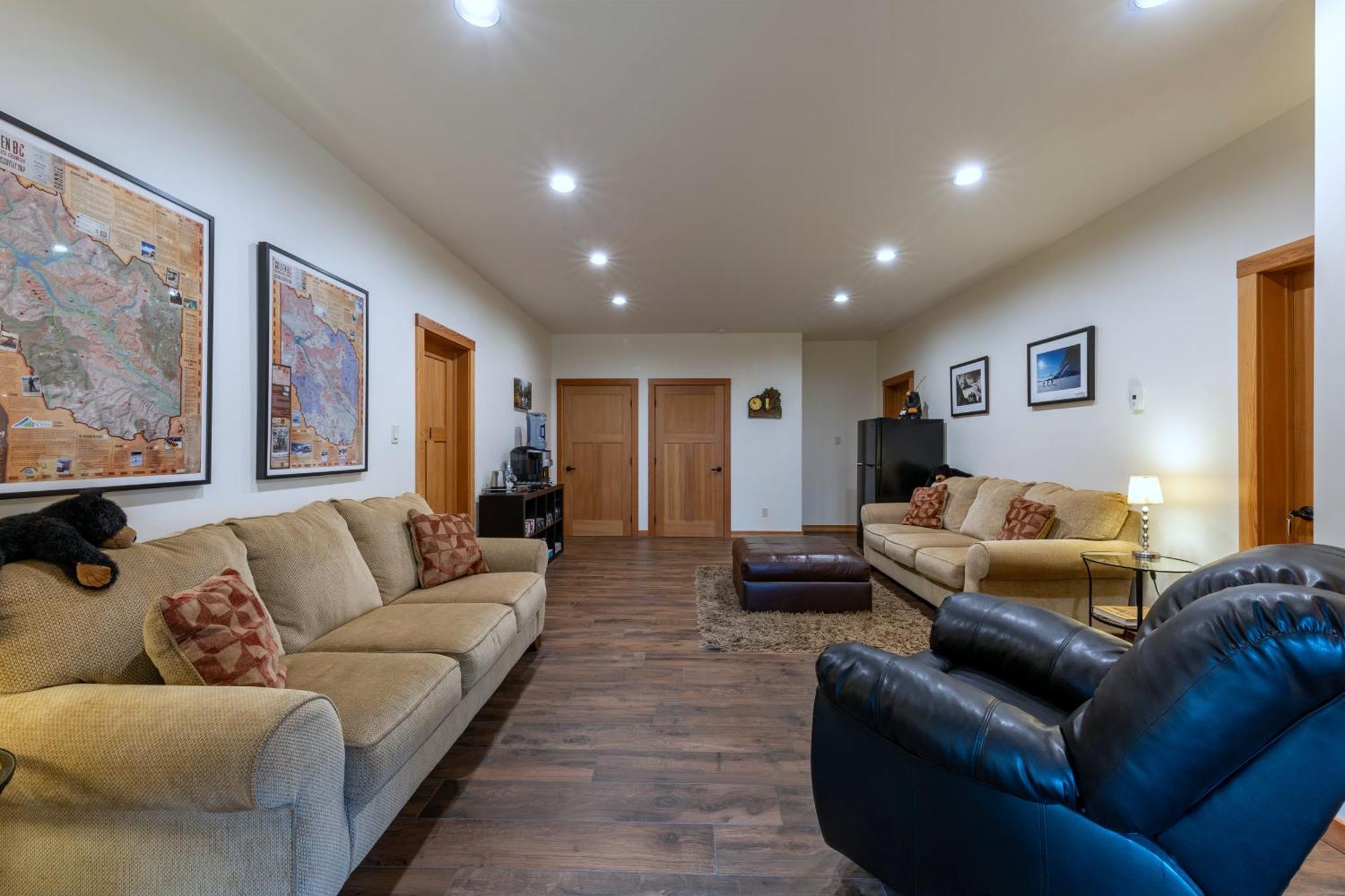 Canyon Ridge Lodge Голдън Екстериор снимка