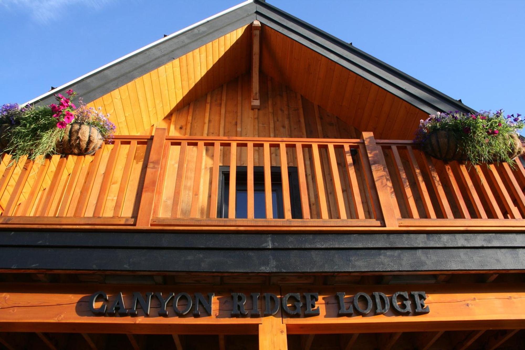 Canyon Ridge Lodge Голдън Екстериор снимка